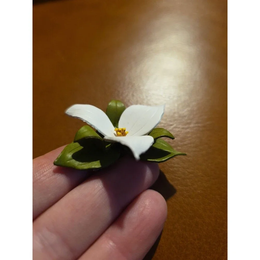 Trillium Lily Brooch made of leather